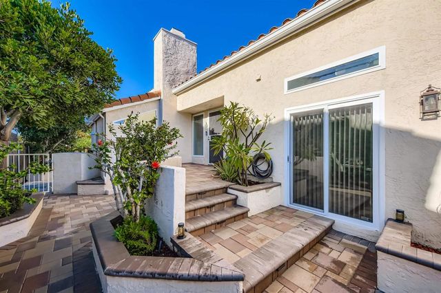 4848 Casals PL, San Diego, CA 92124