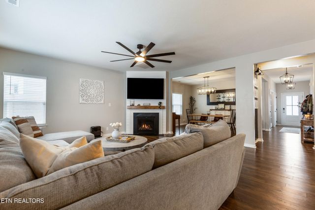 418 Hayley Marie Lane, Knoxville, TN 37920