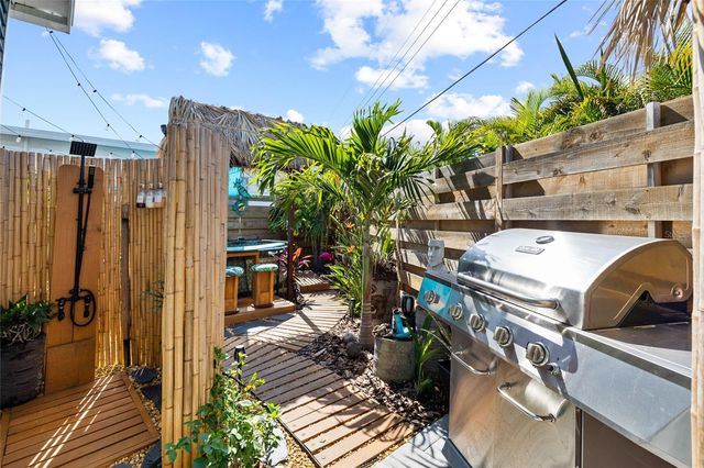 2109 OHIO AVENUE, Bradenton, FL 34207