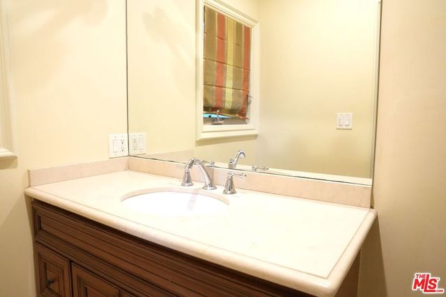 4212 Don Alanis Place, Los Angeles, CA 90008