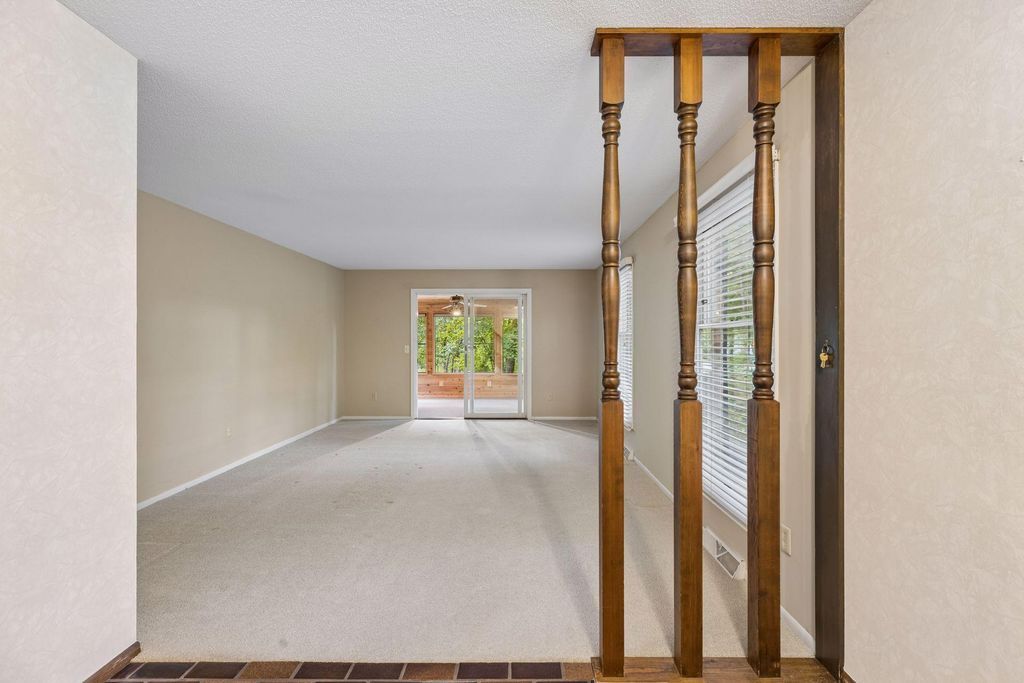360 Quail Road, Dellwood, MN 55110 — photo 5