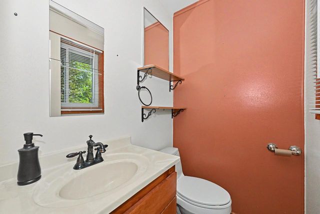 2115 6 Mile ROAD, Racine, WI 53402