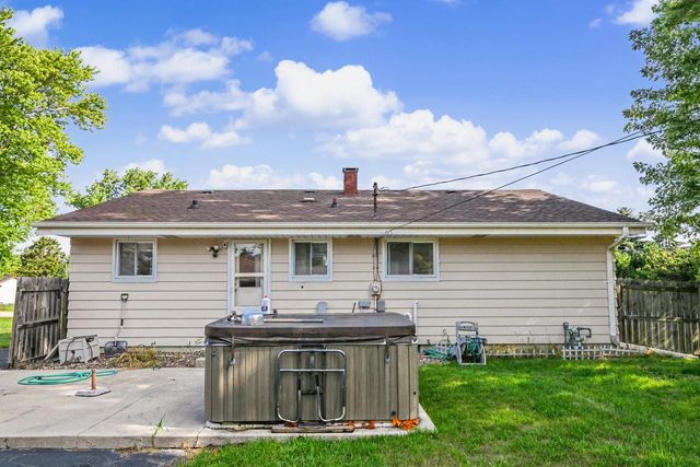 2115 6 Mile ROAD, Racine, WI 53402