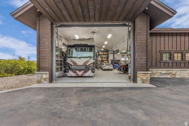 717 W MOOSE HILL RD, Park City, UT 84098