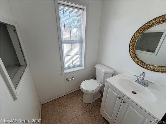 3042 Geneva Street, Dearborn, MI 48124