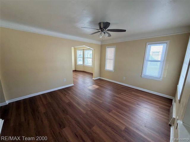 3042 Geneva Street, Dearborn, MI 48124