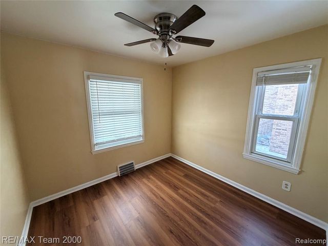 3042 Geneva Street, Dearborn, MI 48124