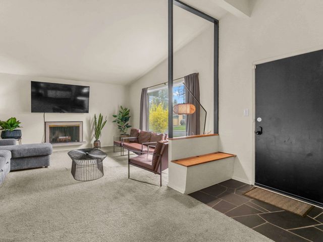 6517 N Stevens St, Spokane, WA 99208