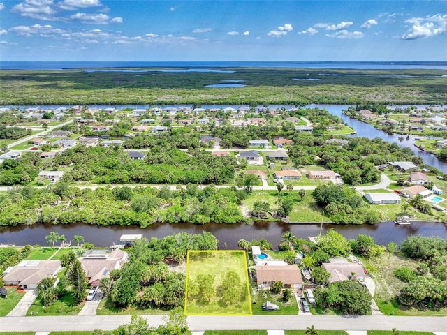 18422 VAN NUYS CIRCLE, Port Charlotte, FL 33948