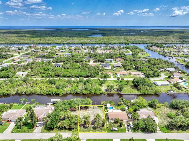 18422 VAN NUYS CIRCLE, Port Charlotte, FL 33948