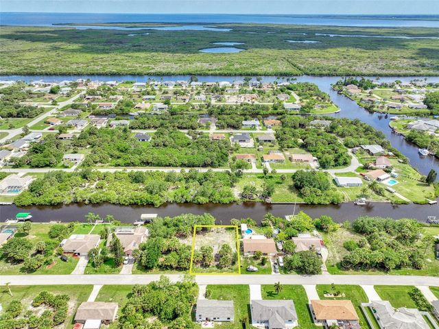 18422 VAN NUYS CIRCLE, Port Charlotte, FL 33948