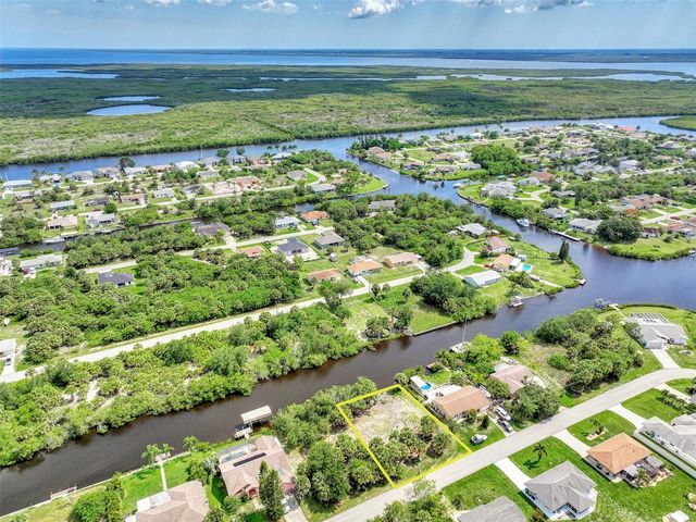 18422 VAN NUYS CIRCLE, Port Charlotte, FL 33948