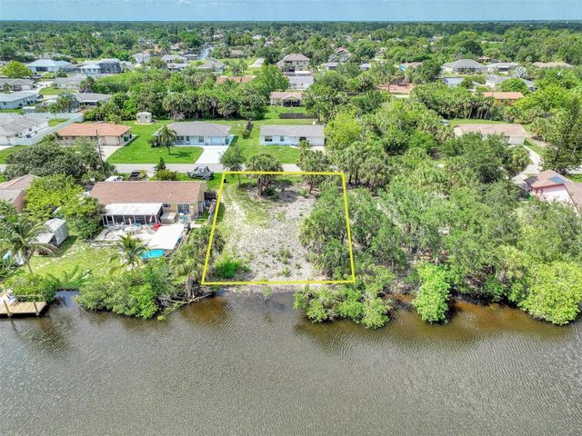 18422 VAN NUYS CIRCLE, Port Charlotte, FL 33948