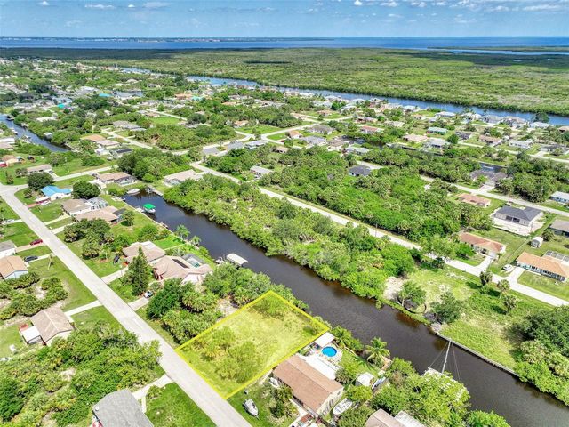 18422 VAN NUYS CIRCLE, Port Charlotte, FL 33948