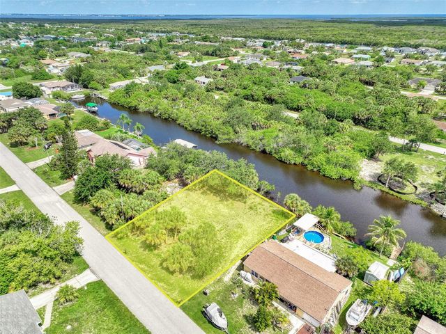 18422 VAN NUYS CIRCLE, Port Charlotte, FL 33948