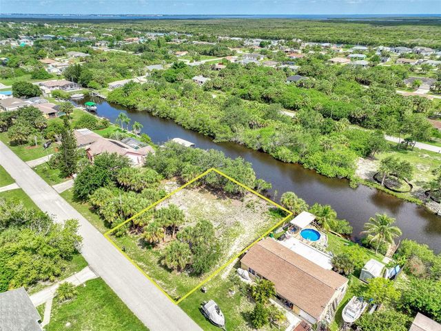 18422 VAN NUYS CIRCLE, Port Charlotte, FL 33948