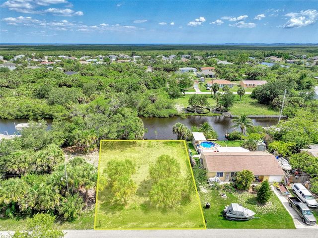 18422 VAN NUYS CIRCLE, Port Charlotte, FL 33948