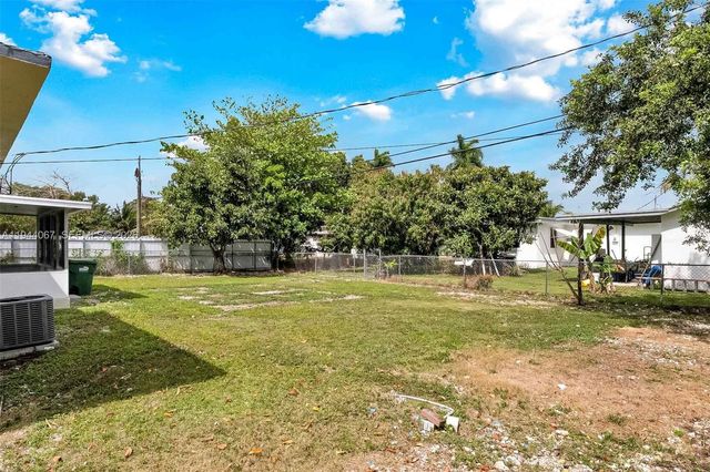 15351 SW 296th St, Homestead, FL 33033