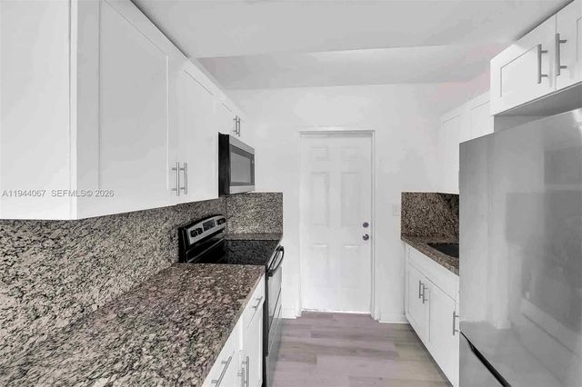 15351 SW 296th St, Homestead, FL 33033