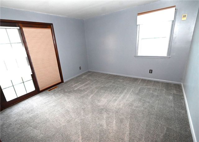 36 Jeanmoor Road, Greece, NY 14616