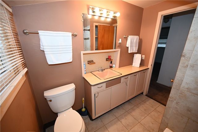 36 Jeanmoor Road, Greece, NY 14616