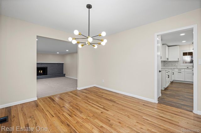 32363 Olde Franklin Drive, Farmington Hills, MI 48334