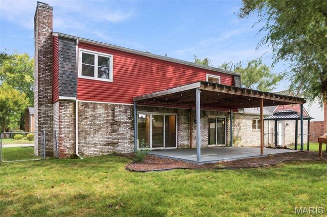 810 Meadowlark Drive, O'fallon, IL 62269