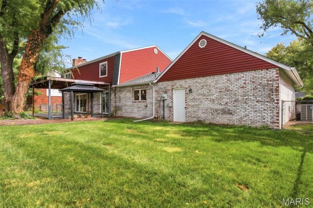 810 Meadowlark Drive, O'fallon, IL 62269