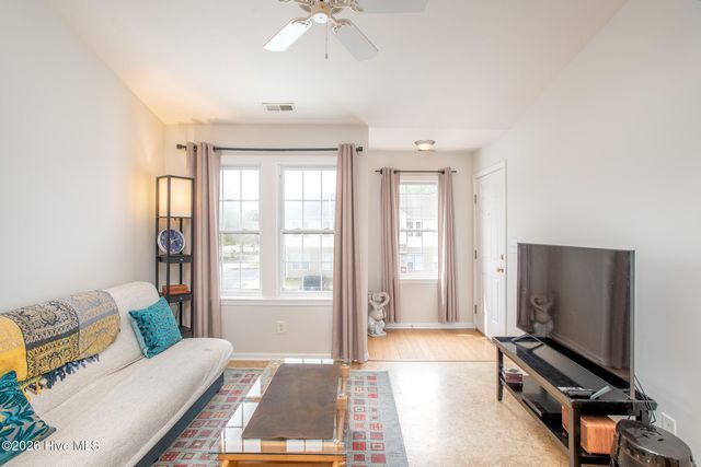 4513 Country Club Road A202, Morehead City, NC 28557