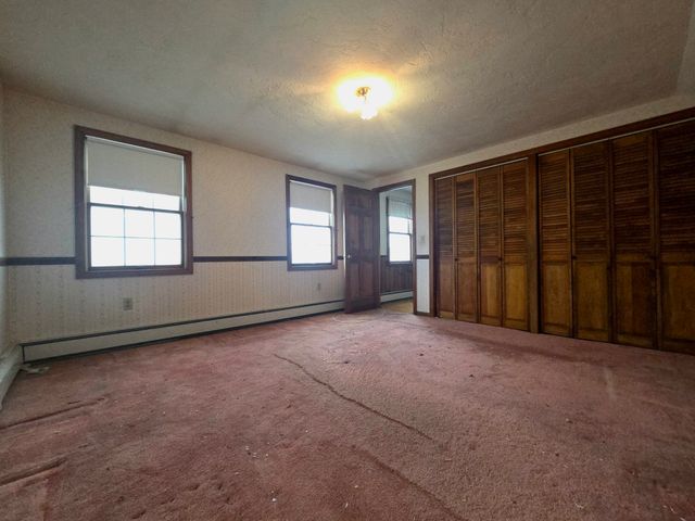 4 Upham St, Salem, MA 01970