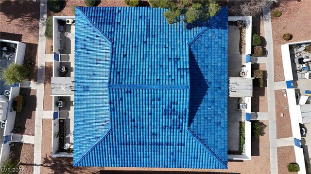 2132 Chertsey Drive B, Las Vegas, NV 89108