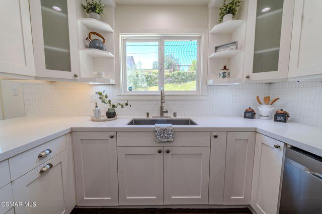353 Kevin Street, Thousand Oaks, CA 91360