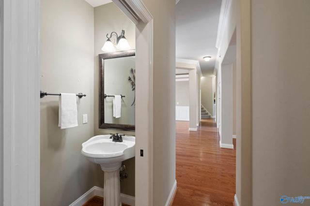 4402 Cove Nestle Drive SE, Owens Cross Roads, AL 35763