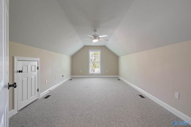 4402 Cove Nestle Drive SE, Owens Cross Roads, AL 35763