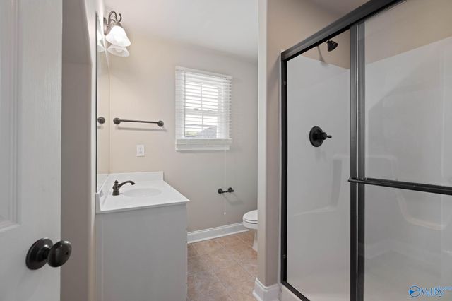 4402 Cove Nestle Drive SE, Owens Cross Roads, AL 35763