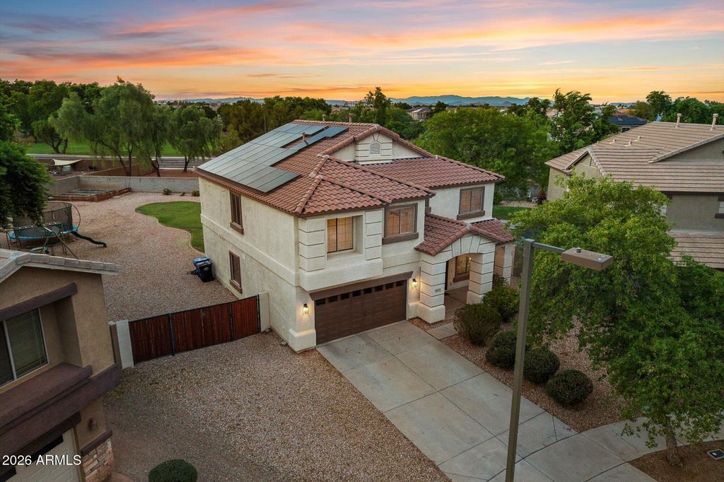 14272 W EVANS Drive, Surprise, AZ 85379 — photo 3