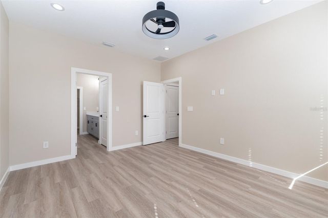 15615 SW 49TH AVENUE ROAD, Ocala, FL 34473