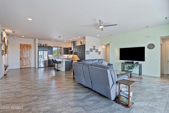 7984 S Galileo Lane, Tucson, AZ 85747