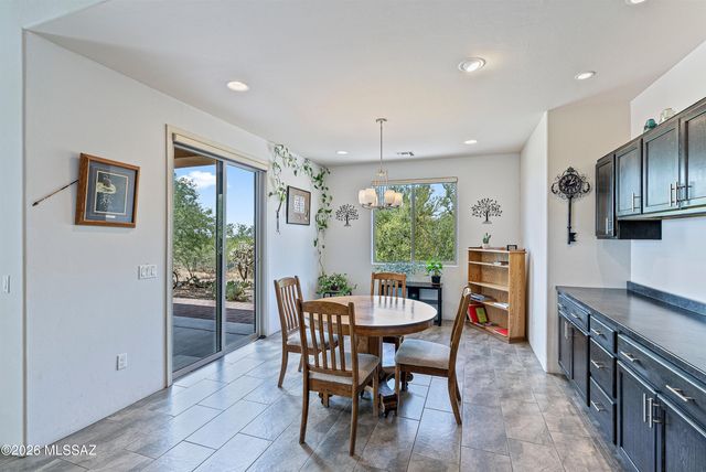 7984 S Galileo Lane, Tucson, AZ 85747