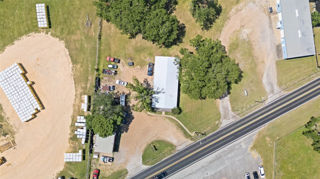 1301 Highway 105, Brenham, TX 77833
