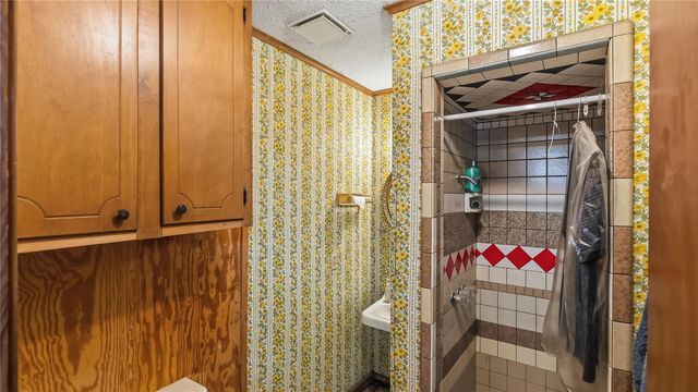 1301 Highway 105, Brenham, TX 77833