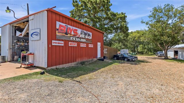 1301 Highway 105, Brenham, TX 77833