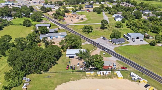 1301 Highway 105, Brenham, TX 77833