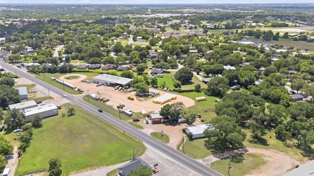 1301 Highway 105, Brenham, TX 77833