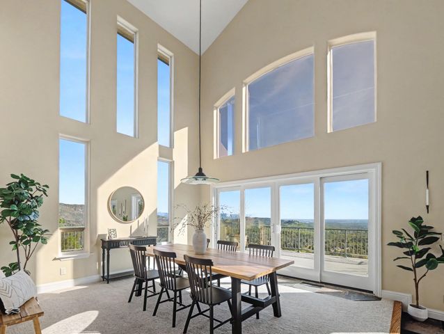 15223 Ledgewood Drive, Redding, CA 96001