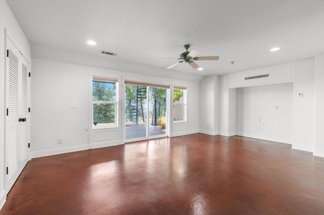 15223 Ledgewood Drive, Redding, CA 96001