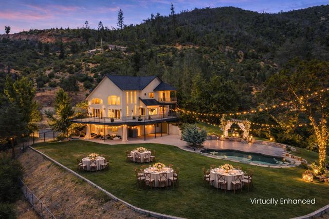 15223 Ledgewood Drive, Redding, CA 96001