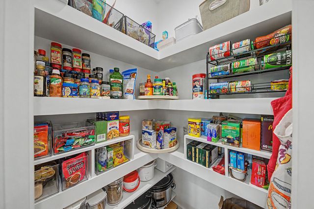 415 NW Woodmoor Drive, Waukee, IA 50263