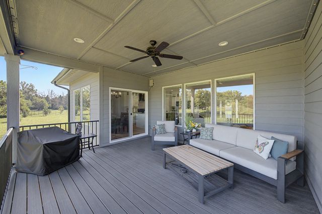 415 NW Woodmoor Drive, Waukee, IA 50263
