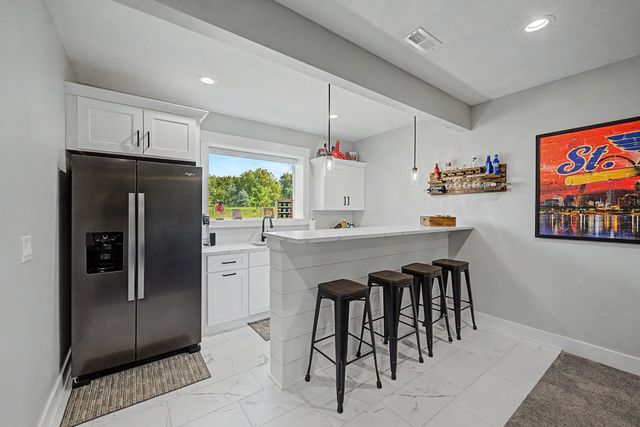 415 NW Woodmoor Drive, Waukee, IA 50263